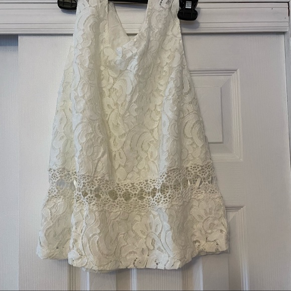 Lace Tank Top - Picture 9 of 9